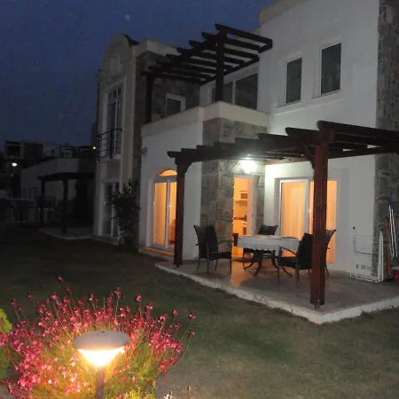 Panoramic Sea View Luxury Close To Marina And Town شقة *