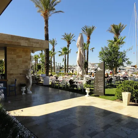 Panoramic Sea View Luxury Close To Marina And Town شقة يالِكافاك